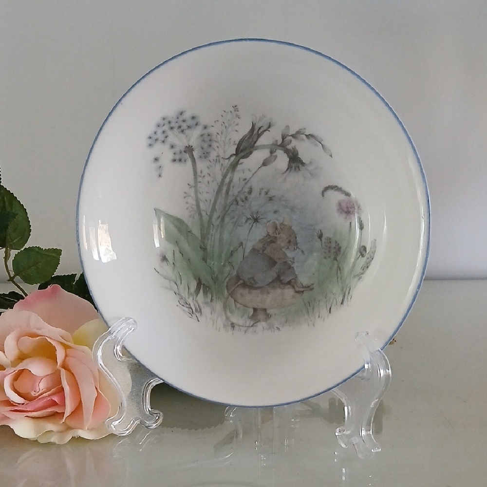 Elizabethan MR MOUSE Cereal Bowl 6.5" Hand Decorated Fine Bone China England